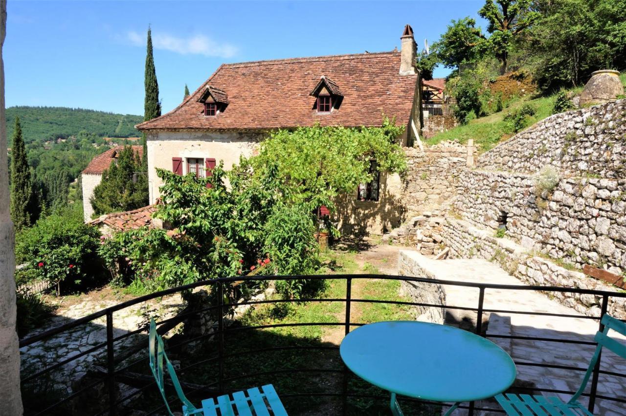 Gite Du Tourneur Apartment Saint-Cirq-Lapopie Bagian luar foto